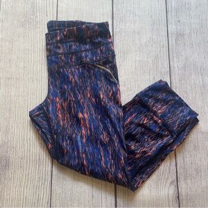 ATHLETA Reptile Relay Orange & Blue Capri Leggings Size Small